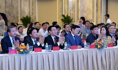 Chủ tịch Quốc hội Vương Đình Huệ dự lễ công bố quy hoạch chung đô thị mới Cam Lâm (Khánh Hòa) 